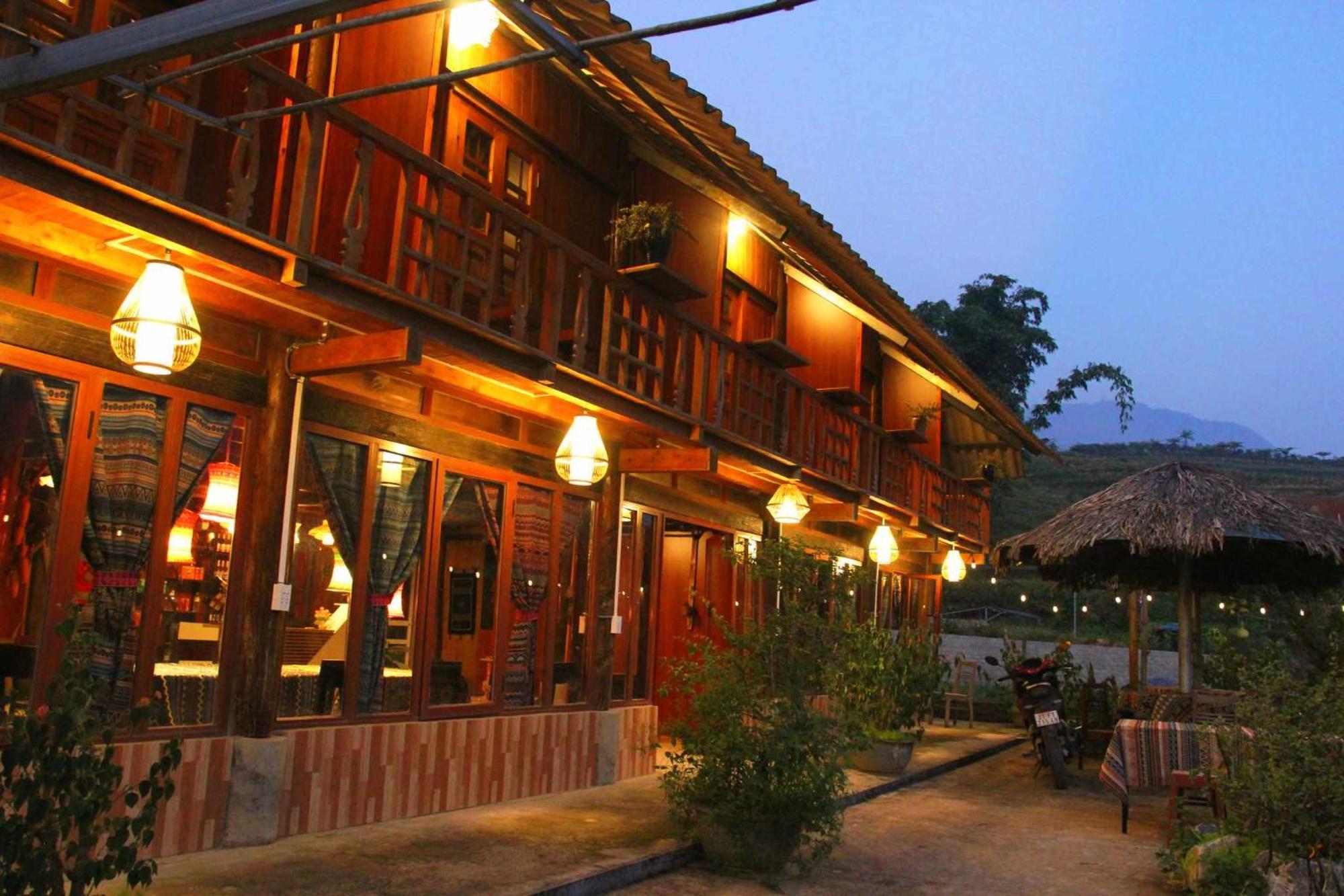Surelee House And Trekking Hotel Sa Pa Exterior photo