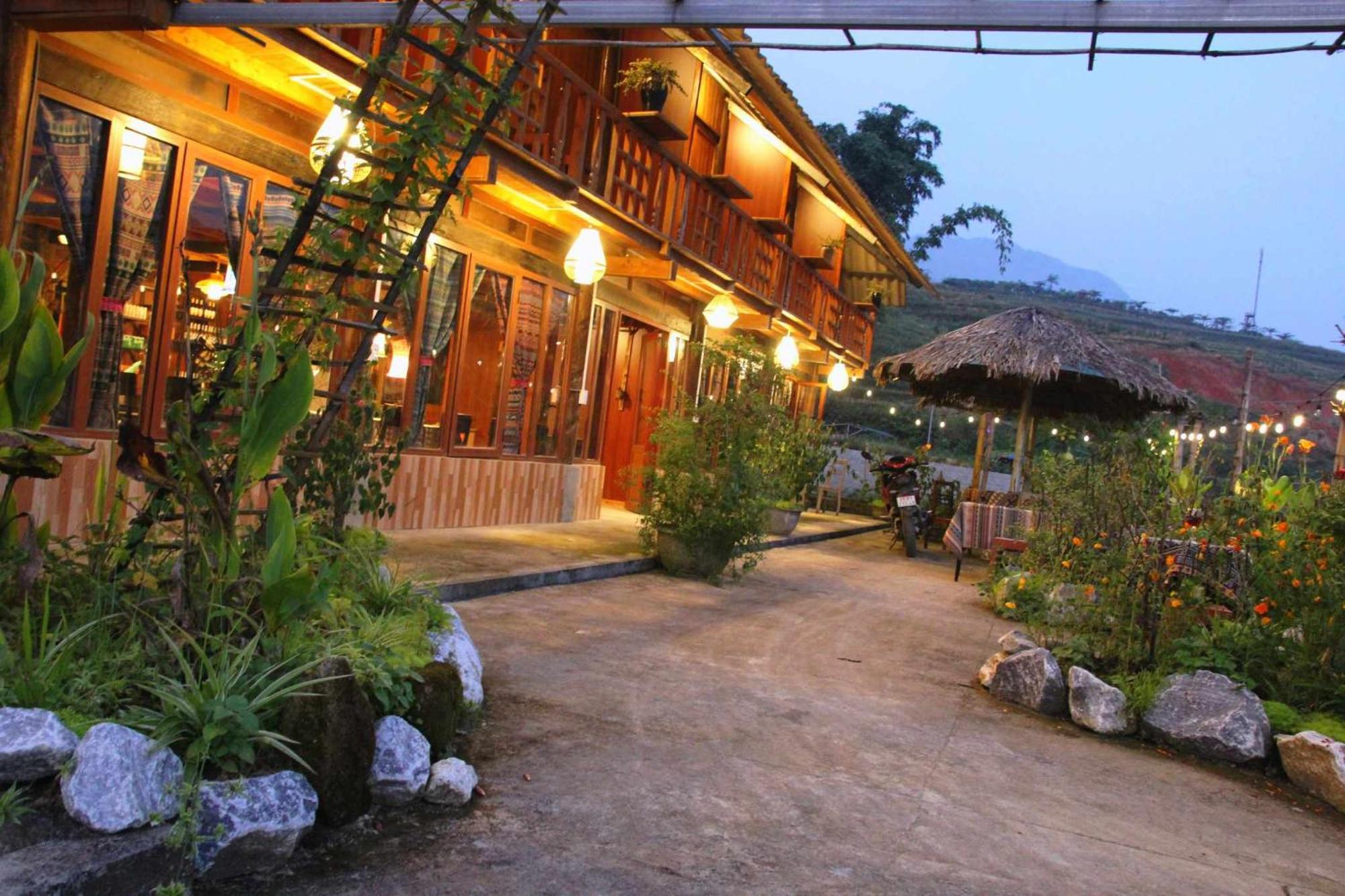Surelee House And Trekking Hotel Sa Pa Exterior photo
