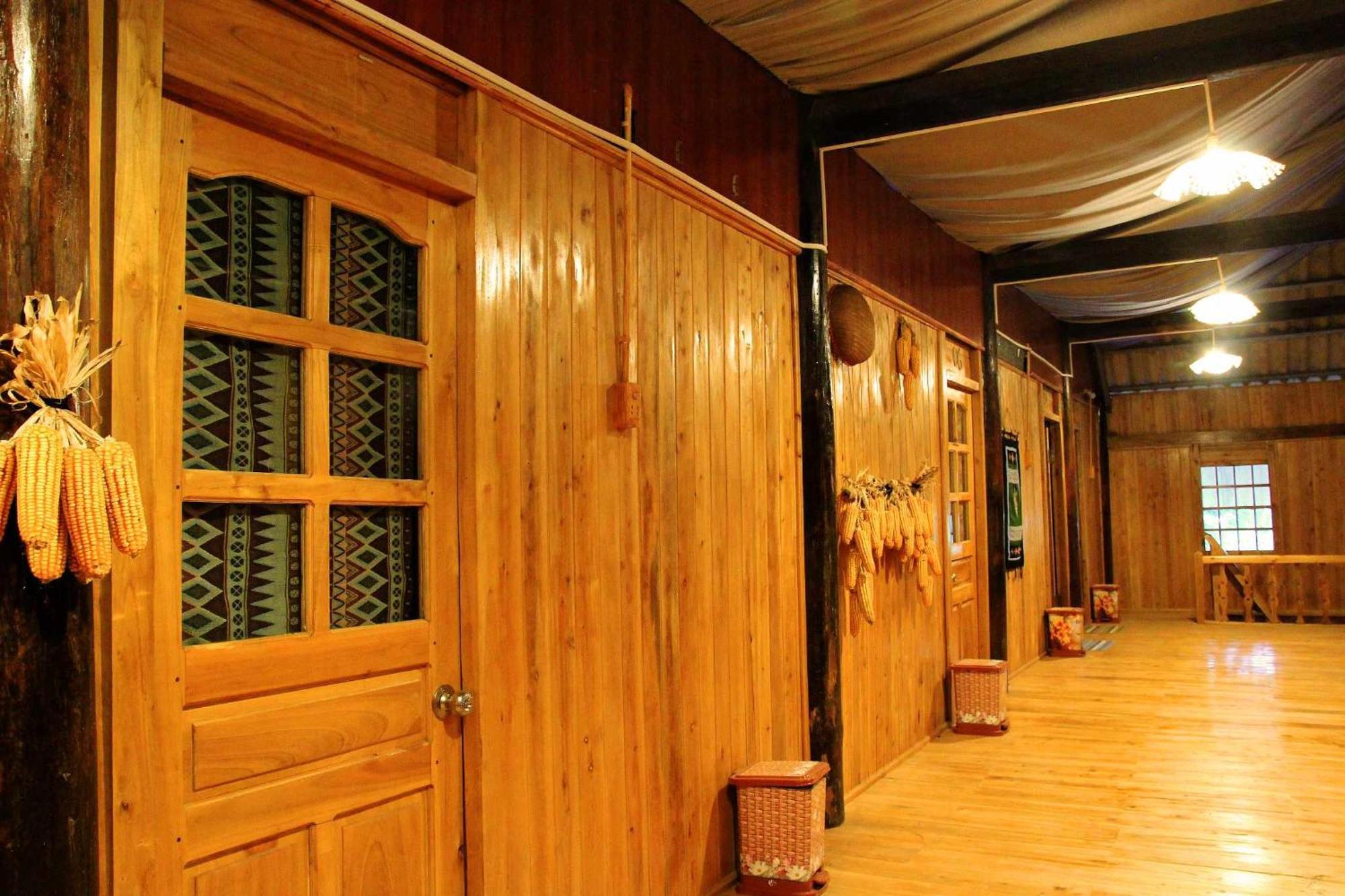 Surelee House And Trekking Hotel Sa Pa Exterior photo